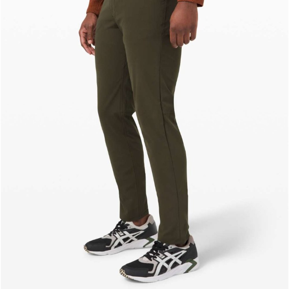 Lululemon ABC Pant slim in dark olive
